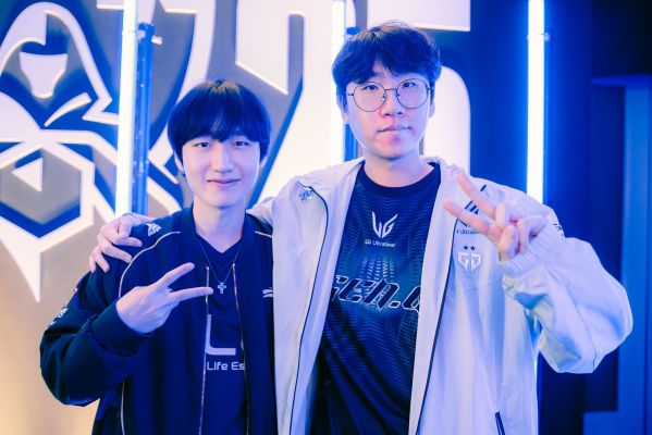 T1 cũng đang chưa "cứu" được Riot tại CKTG 2025- Ảnh 3.