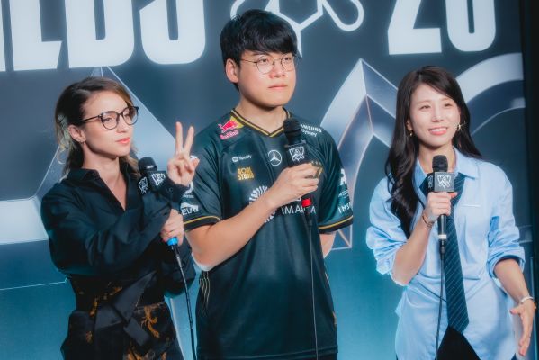 Fan nhận xét "cay đắng" về T1 trong ngày Gumayusi tỏa sáng- Ảnh 1.