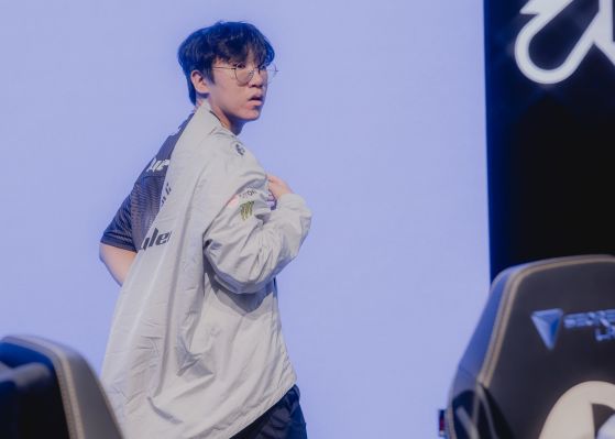 Liên tục nhắc về CKTG 2017 nhưng fan Gen.G quên một chi tiết quan trọng- Ảnh 1.