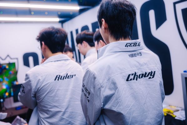 Liên tục nhắc về CKTG 2017 nhưng fan Gen.G quên một chi tiết quan trọng- Ảnh 2.